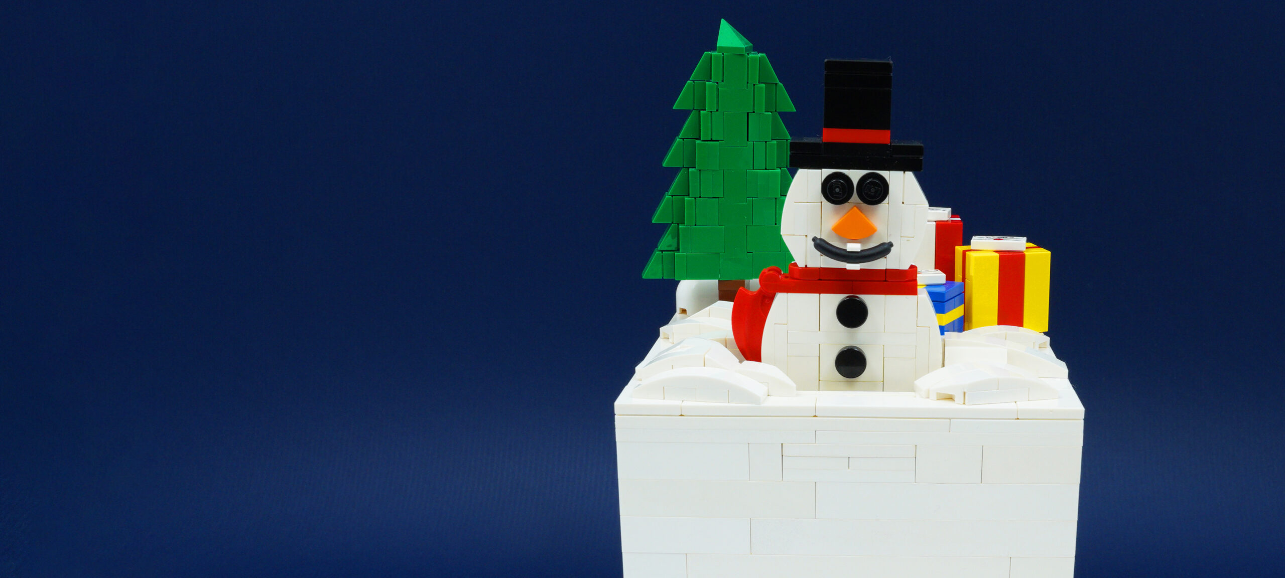 LEGO-Popup-Snowman-Machine-Banner